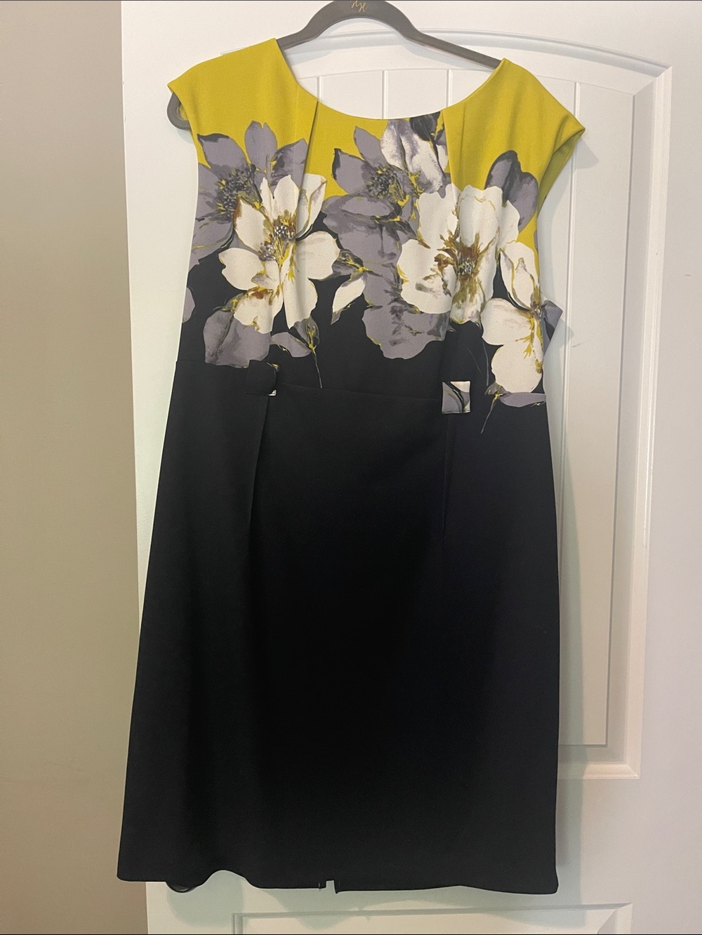 Yellow Floral Cap-Sleeve Midi Dress with Black Skirt